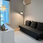 Modern Townhouse With Sauna *