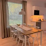 Modern Townhouse With Sauna 罗瓦涅米