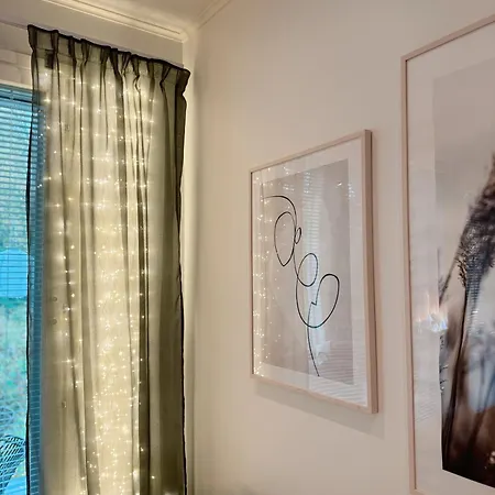 Modern Townhouse With Sauna Apartament *