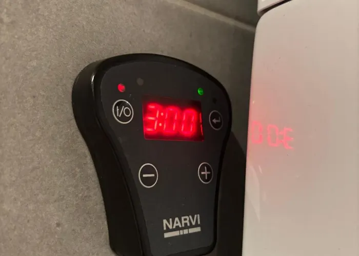 Апартаменты Modern Townhouse With Sauna Рованиеми